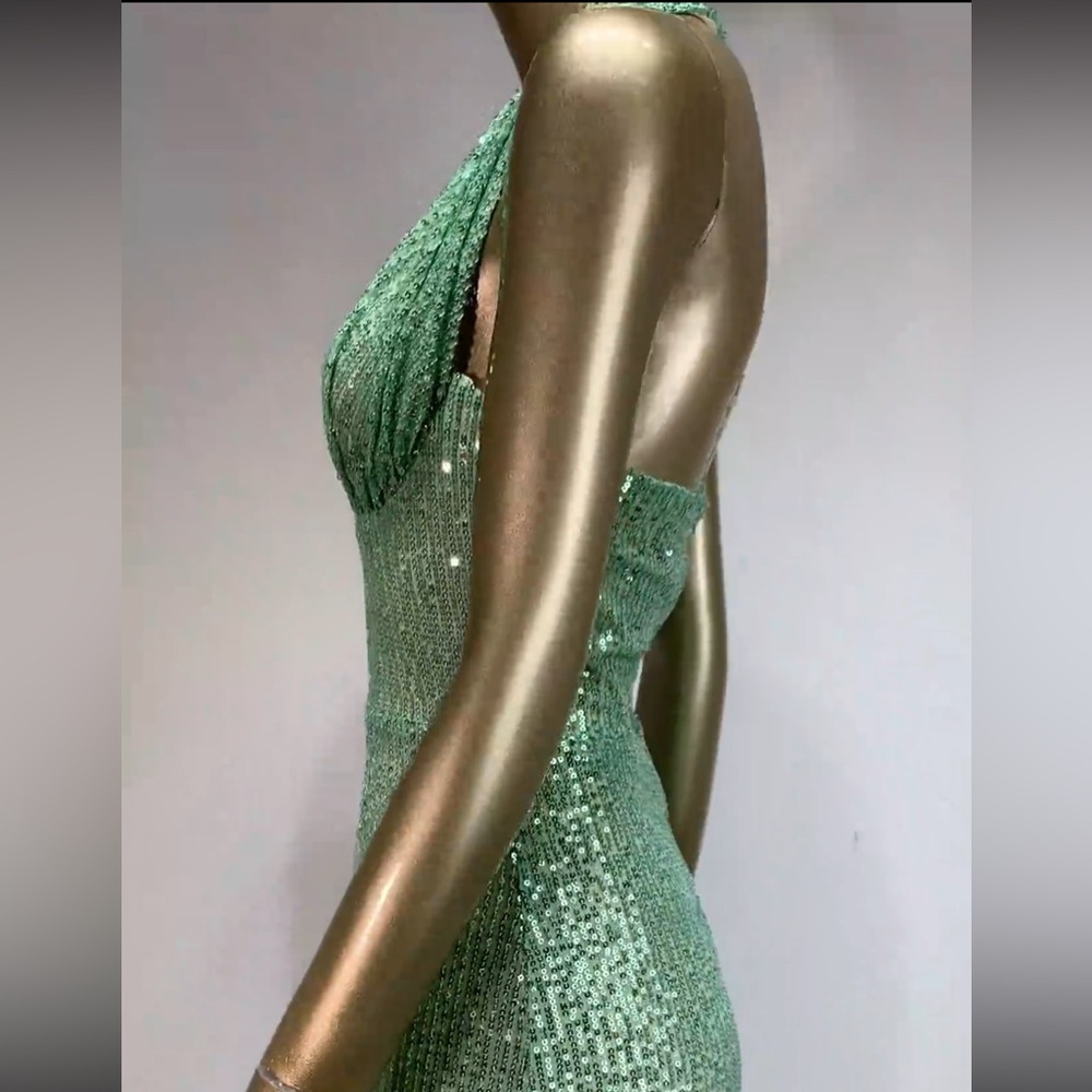 Gorgeous Green Sequin Halter Gown - Picture 7 of 12